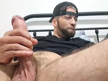 Hungricanxxx Chaturbate stream image from March 04, 2025