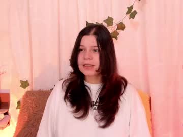 Alice_Cute77 Chaturbate stream image from March 04, 2025