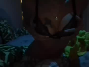 Suni_Bitch Chaturbate stream image from March 04, 2025