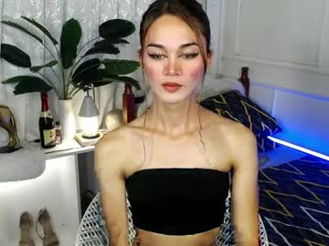 Its_Me_Ivana Chaturbate stream image from March 04, 2025