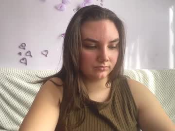 Dreamyblushfairy Chaturbate stream image from March 04, 2025