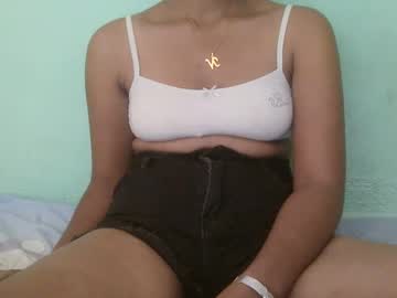Lovaelisa Chaturbate stream image from March 04, 2025