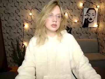 Hope_Happyyy Chaturbate stream image from March 04, 2025