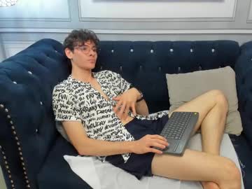 Sthefan_Salvatore Chaturbate stream image from March 04, 2025