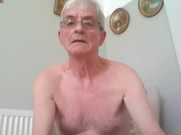 Chipper341596 Chaturbate stream image from March 04, 2025