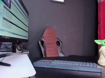 1legal_Girl Chaturbate stream image from March 04, 2025