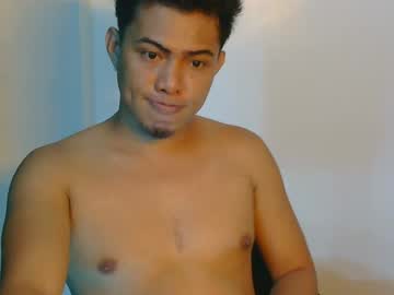 Urdreamgroompinoy Chaturbate stream image from March 04, 2025