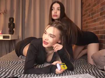 Lisafoxyy Chaturbate stream image from March 04, 2025