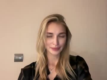 Cenea05 Chaturbate stream image from March 04, 2025