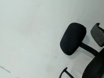 Kendal_Tshelmit1999 Chaturbate stream image from March 04, 2025