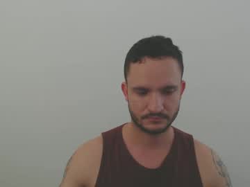 Dumal021188 Chaturbate stream image from March 04, 2025