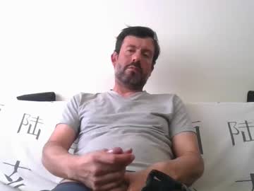 Dlarangu Chaturbate stream image from March 04, 2025