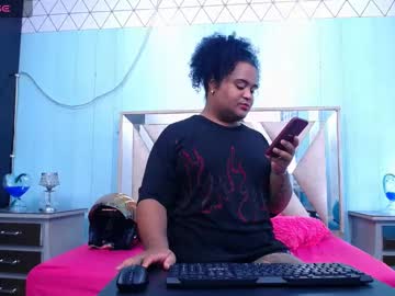 Junni_Castillo Chaturbate stream image from March 04, 2025