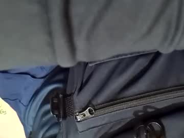 Asianfootwhisperer Chaturbate stream image from March 04, 2025
