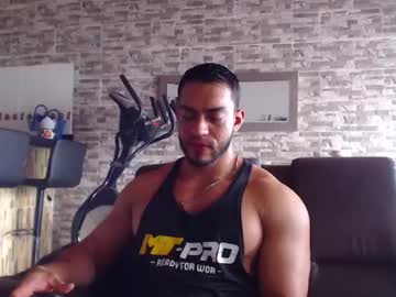 Damiannstonexxx Chaturbate stream image from March 04, 2025