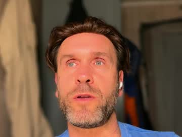 Martybrasil Chaturbate stream image from March 04, 2025