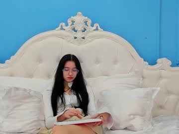 Lissaallison Chaturbate stream image from March 05, 2025