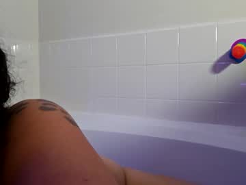 Thecatgirls Chaturbate stream image from March 05, 2025