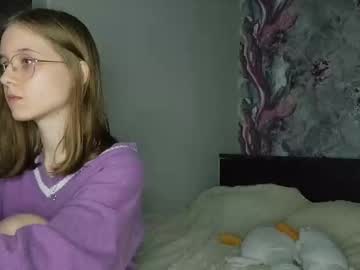 Lowress Chaturbate stream image from March 05, 2025