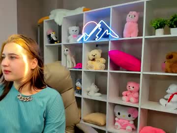 Sandra_Holland Chaturbate stream image from March 05, 2025