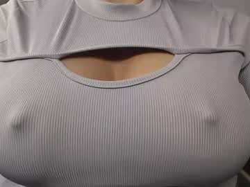 Ella_Mura Chaturbate stream image from March 05, 2025