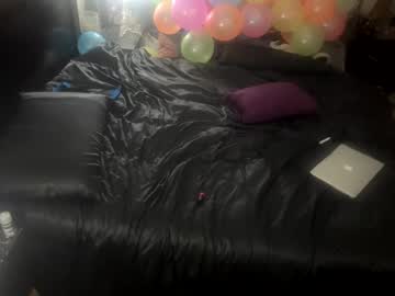 Kiabigdicksfan Chaturbate stream image from March 05, 2025