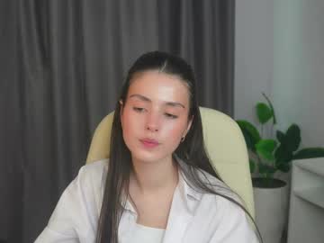 Lucky_Forme Chaturbate stream image from March 05, 2025