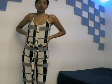 Abigail_69_Hot Chaturbate stream image from March 05, 2025