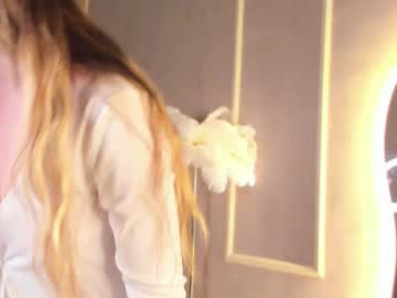 Pinky_Cloud_ Chaturbate stream image from March 05, 2025