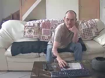 Cool1900 Chaturbate stream image from March 05, 2025