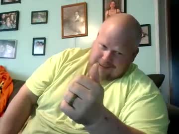 Bigcummer4u803 Chaturbate stream image from March 05, 2025