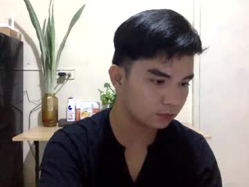 Lunarbyte24k Chaturbate stream image from March 05, 2025