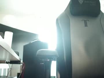 Frob976 Chaturbate stream image from March 05, 2025