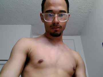 Kamronb14 Chaturbate stream image from March 05, 2025