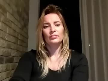Debrasensual Chaturbate stream image from March 05, 2025