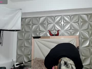 Perla_Lovers05 Chaturbate stream image from March 06, 2025