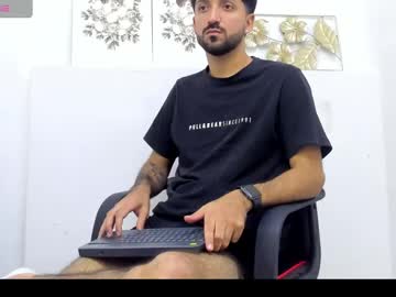Danylopez25 Chaturbate stream image from March 06, 2025