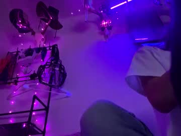Iberofive Chaturbate stream image from March 06, 2025