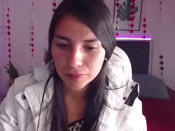 Violetjones2 Chaturbate stream image from March 06, 2025