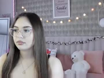 Vi_Zori Chaturbate stream image from March 06, 2025