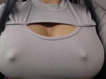 Ella_Mura Chaturbate stream image from March 06, 2025