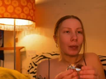 Misszlataa Chaturbate stream image from March 06, 2025
