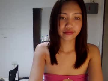 _Ellevivien Chaturbate stream image from March 06, 2025