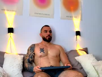 Isaac_Carter Chaturbate stream image from March 06, 2025
