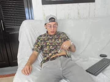 Mitchell_Owens Chaturbate stream image from March 06, 2025