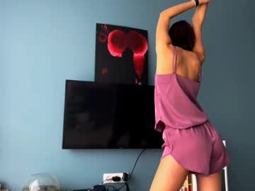 Moiraengelby Chaturbate stream image from March 06, 2025
