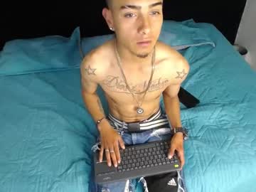Ale_X1528 Chaturbate stream image from March 06, 2025