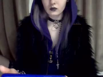 Midnightsiren Chaturbate stream image from March 06, 2025