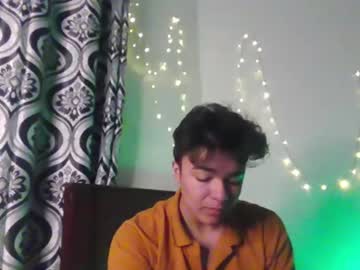 Piggyfatguyy Chaturbate stream image from March 06, 2025