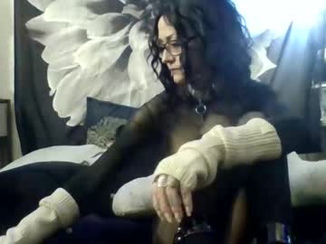 Inkedfuckdol Chaturbate stream image from March 06, 2025